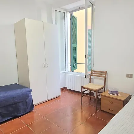 House Dama Daire Arenzano